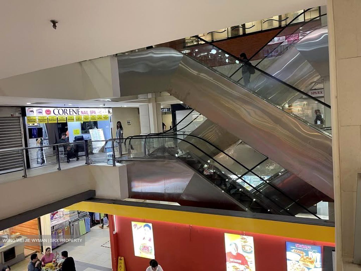 Lucky Plaza (D9), Retail #615081791